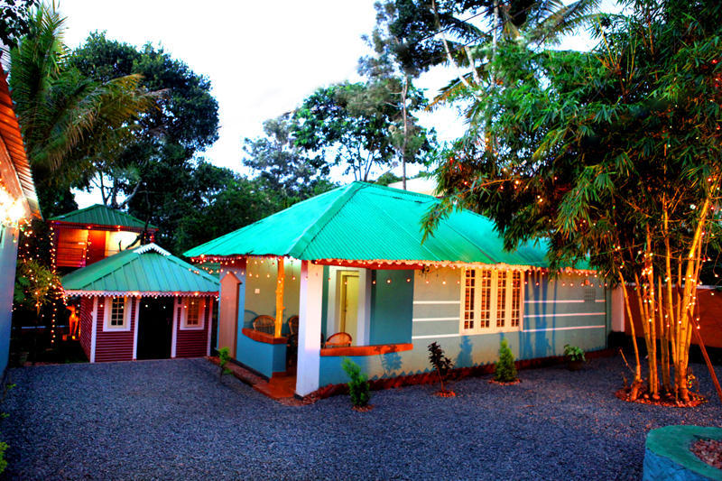Green Garden Cottage Thekkady Bagian luar foto