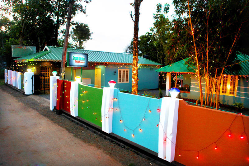 Green Garden Cottage Thekkady Bagian luar foto