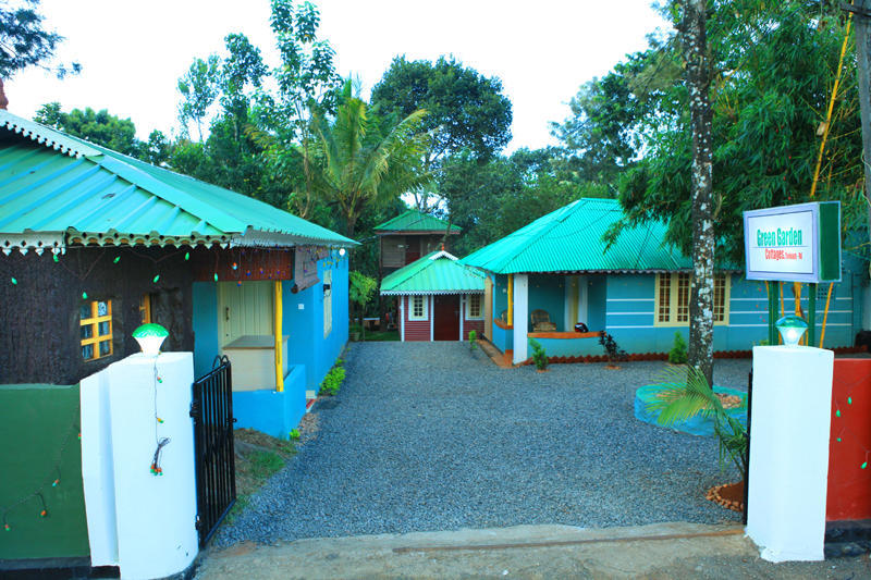 Green Garden Cottage Thekkady Bagian luar foto